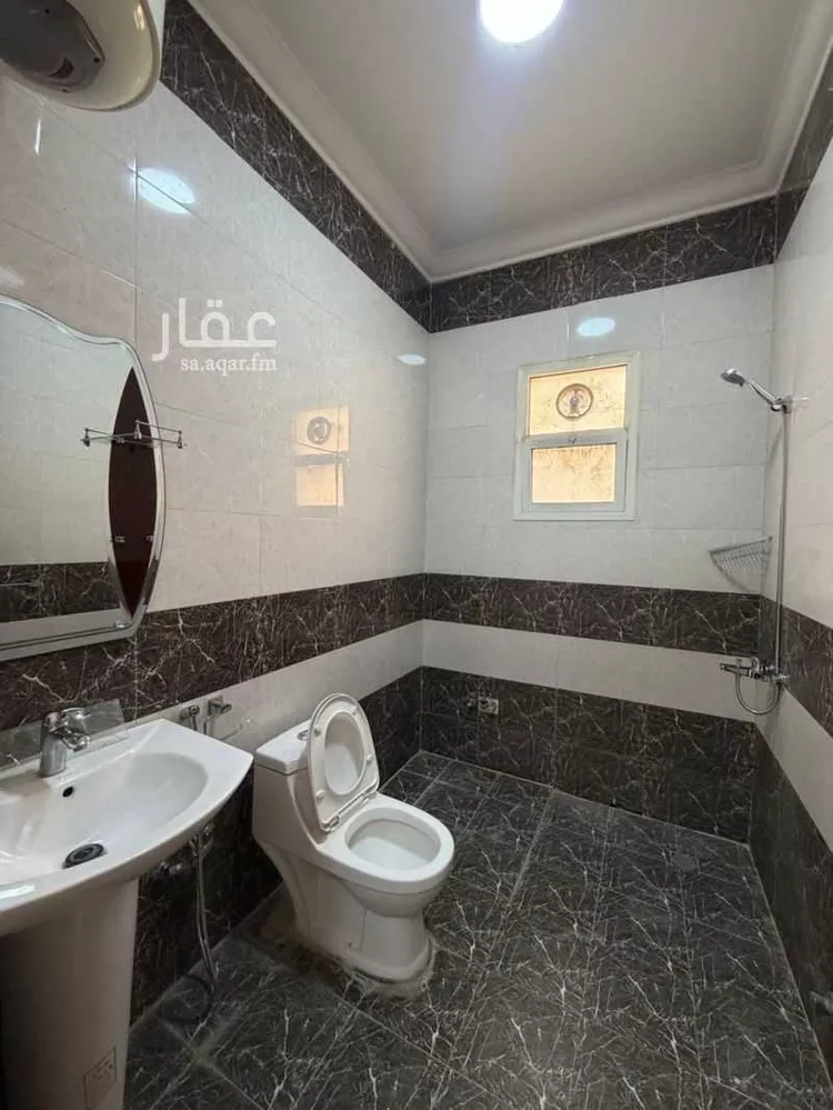 شقة للإيجار في شارع فضيلة السيد محمد شكري, حي النرجس, مدينة الرياض, منطقة الرياض 12