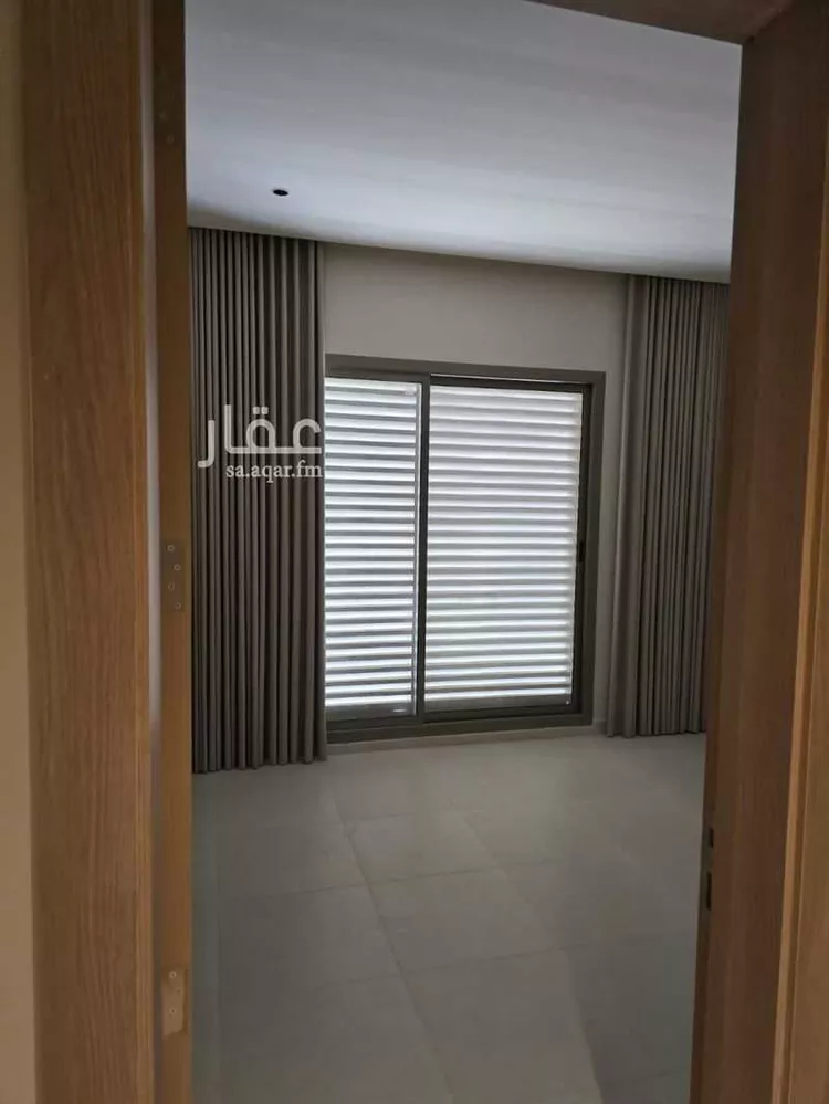 Floor for Rent in Riyadh Al Arid 10