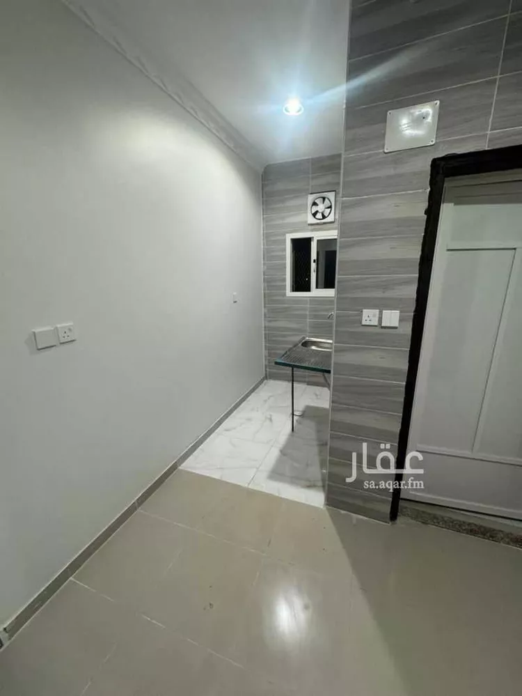 شقة للإيجار في شارع شارع 23 ب, حي الروضة, مدينة جازان, منطقة جازان 9