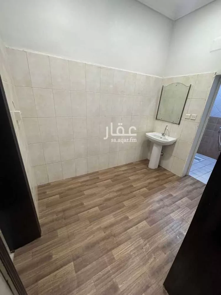 شقة للإيجار في شارع الحارث بن ثابت الخزرج, حي المطار, مدينة جازان, منطقة جازان صورة 2