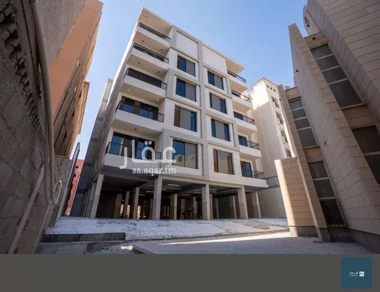 شقة للبيع في شارع يزيد بن حصين, حي الدانة الشمالية, مدينة الظهران, المنطقة الشرقية صورة 3