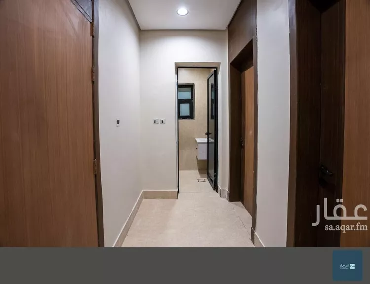 شقة للبيع في شارع مدائن صالح, حي الحمراء, مدينة الخبر, المنطقة الشرقية 8