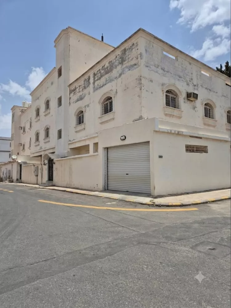 عمارة للبيع في شارع وادي بيض, حي الضباب, مدينة أبها, منطقة عسير 2