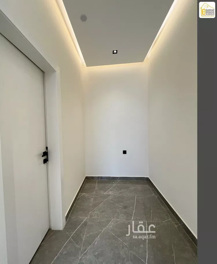 شقة للبيع في شارع الامير مقرن بن عبدالعزيز, حي مغرزات, مدينة الرياض, منطقة الرياض 12