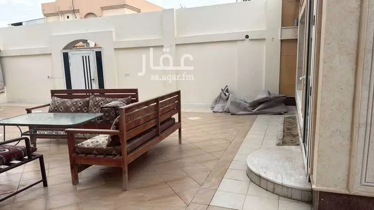 فيلا للبيع في شارع الخواطر, حي العقربية, مدينة الخبر, المنطقة الشرقية صورة 2