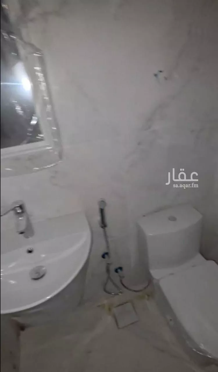 عمارة للإيجار في شارع التعاطف, حي العقربية, مدينة الخبر, المنطقة الشرقية 9