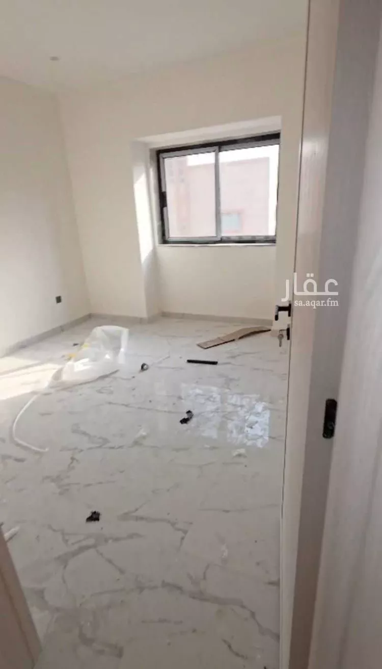 عمارة للإيجار في شارع التعاطف, حي العقربية, مدينة الخبر, المنطقة الشرقية 15