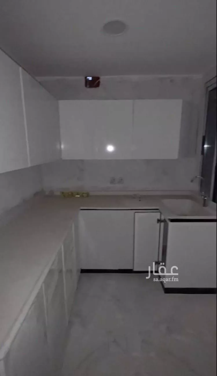 عمارة للإيجار في شارع السادس عشر, حي العقربية, مدينة الخبر, المنطقة الشرقية 7