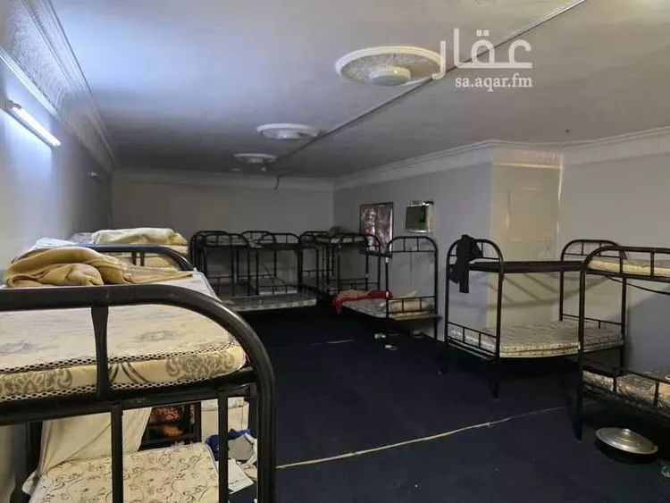 فيلا للبيع في شارع حوش ابن مسلم الثقفي, حي الملك فهد, مدينة المدينة المنورة, منطقة المدينة المنورة 15
