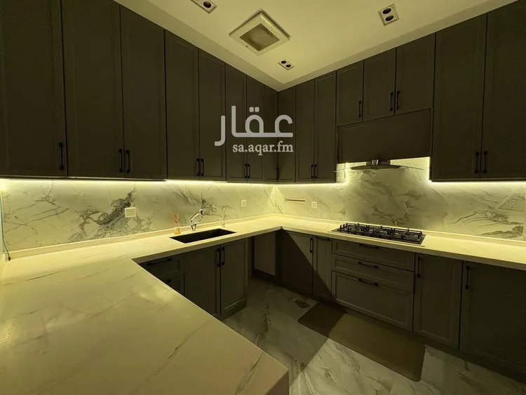 شقة للإيجار في شارع المعاليم, حي الورود, مدينة جدة, منطقة مكة المكرمة