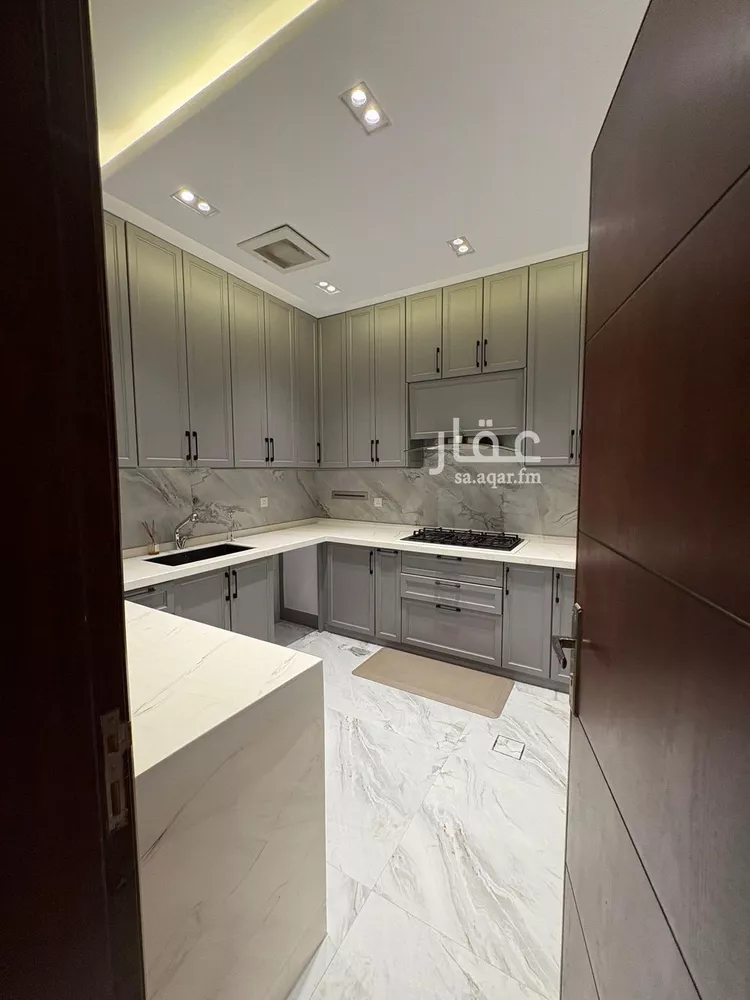 شقة للإيجار في شارع المعاليم, حي الورود, مدينة جدة, منطقة مكة المكرمة صورة 2