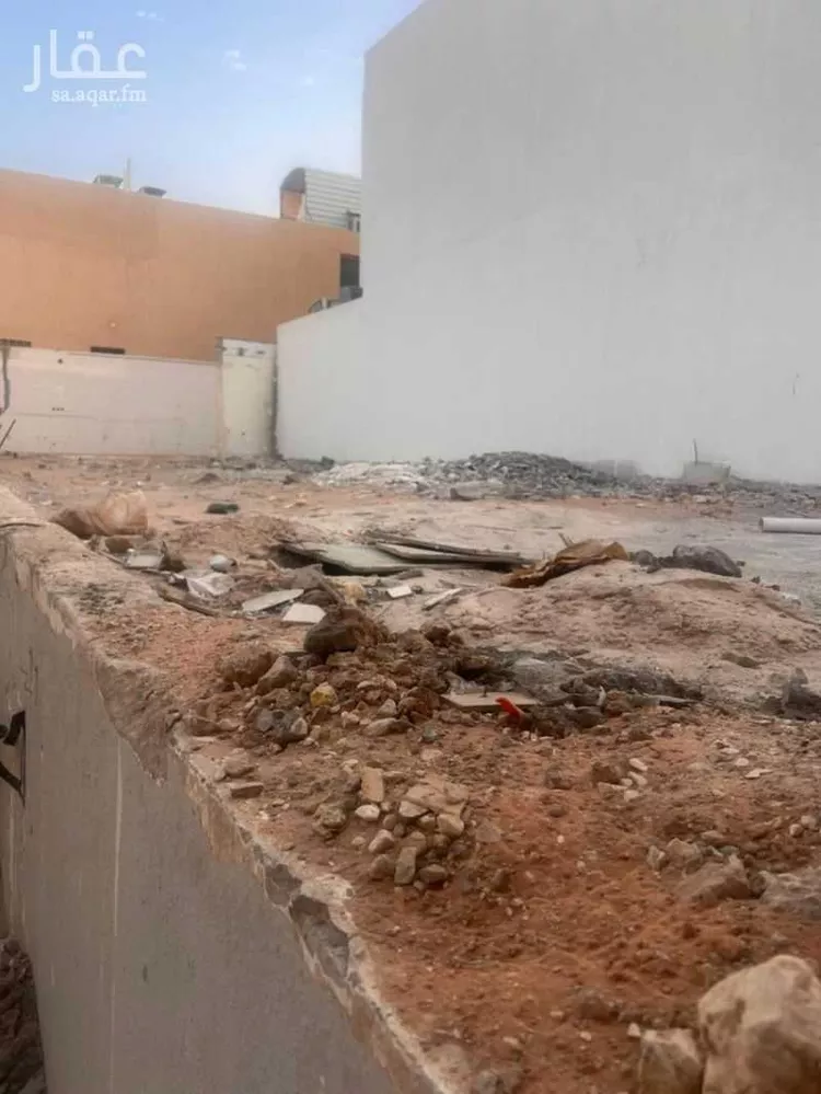 أرض للبيع في شارع عبدالخالق بن عيسى, حي مغرزات, مدينة الرياض, منطقة الرياض صورة 5