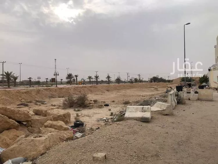 أرض للبيع في شارع حائل ، العيينة ، الدرعية