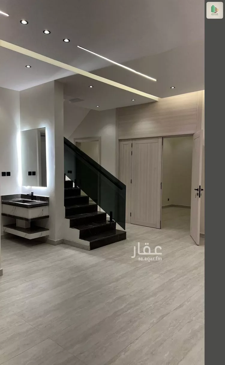 فيلا للبيع في شارع علي بن أبي طاهر, حي الرمال, مدينة الرياض, منطقة الرياض صورة 4