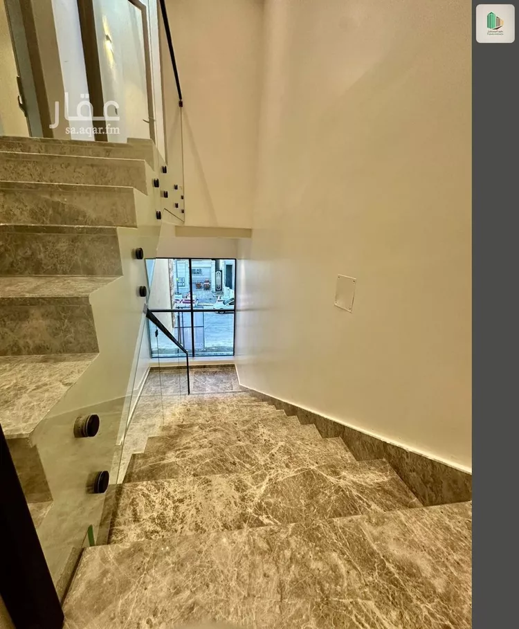 Floor for Sale in Riyadh An Narjis 12