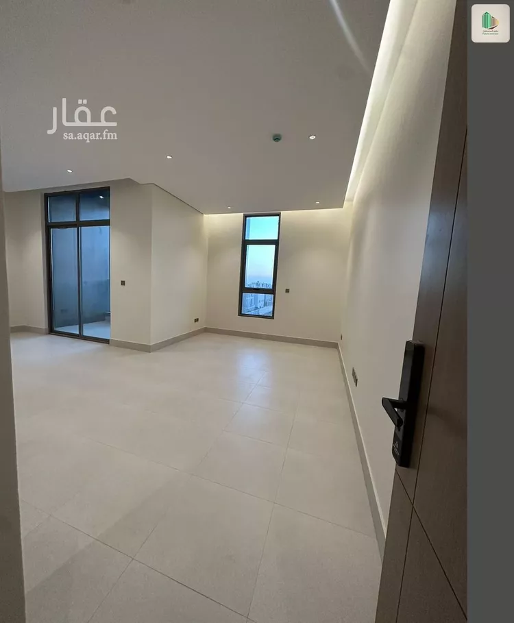 شقة للبيع في شارع نعيم بن عبدالله, حي العارض, مدينة الرياض, منطقة الرياض 8