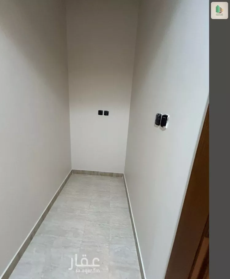 فيلا للبيع في شارع إبراهيم بن فتوح العقيلي, حي الرمال, مدينة الرياض, منطقة الرياض صورة 3