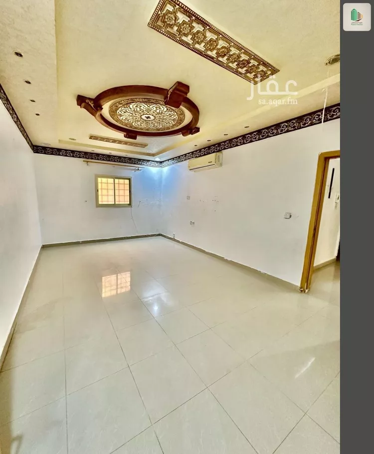 فيلا للبيع في شارع القراء, حي إشبيلية, مدينة الرياض, منطقة الرياض صورة 4