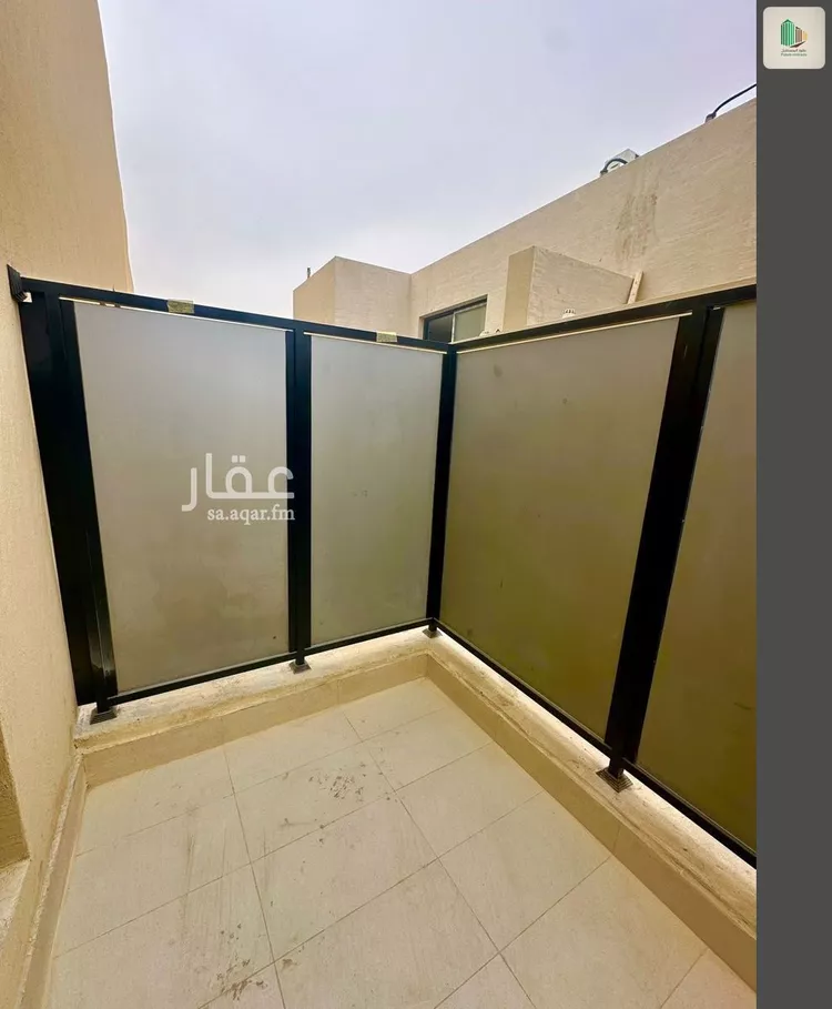 دور للبيع في شارع السلطان قابوس بن سعيد, حي المعيزيلة, مدينة الرياض, منطقة الرياض 12