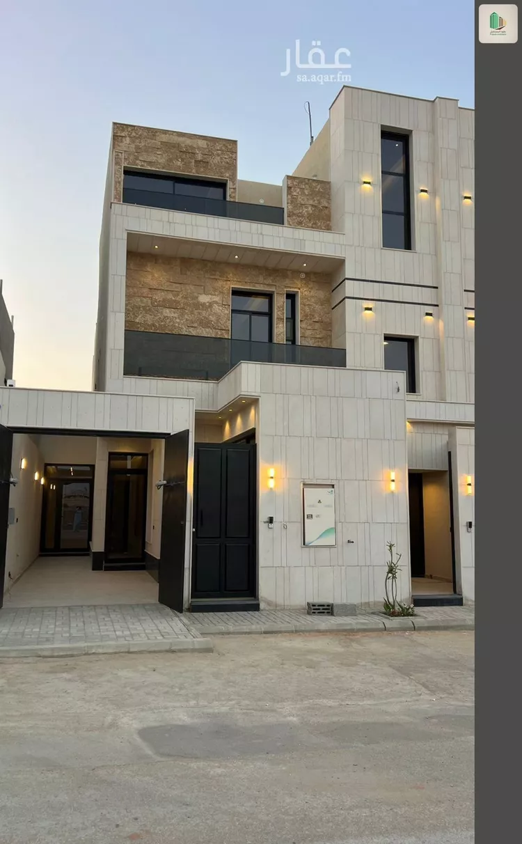 فيلا للبيع في شارع علي بن أبي طاهر, حي الرمال, مدينة الرياض, منطقة الرياض صورة 2