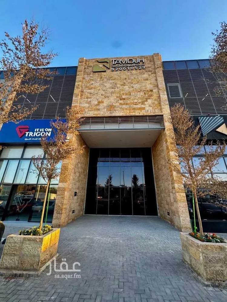 مكتب تجاري للإيجار في شارع الامير سعود بن عبدالله بن جلوي, حي القيروان, مدينة الرياض, منطقة الرياض صورة 5
