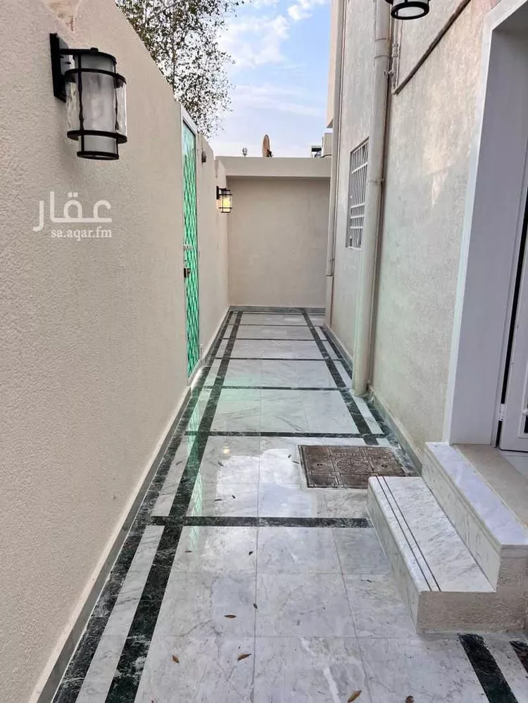 فيلا للإيجار في شارع أحمد الهمذاني, حي الرائد, مدينة الرياض, منطقة الرياض صورة 3