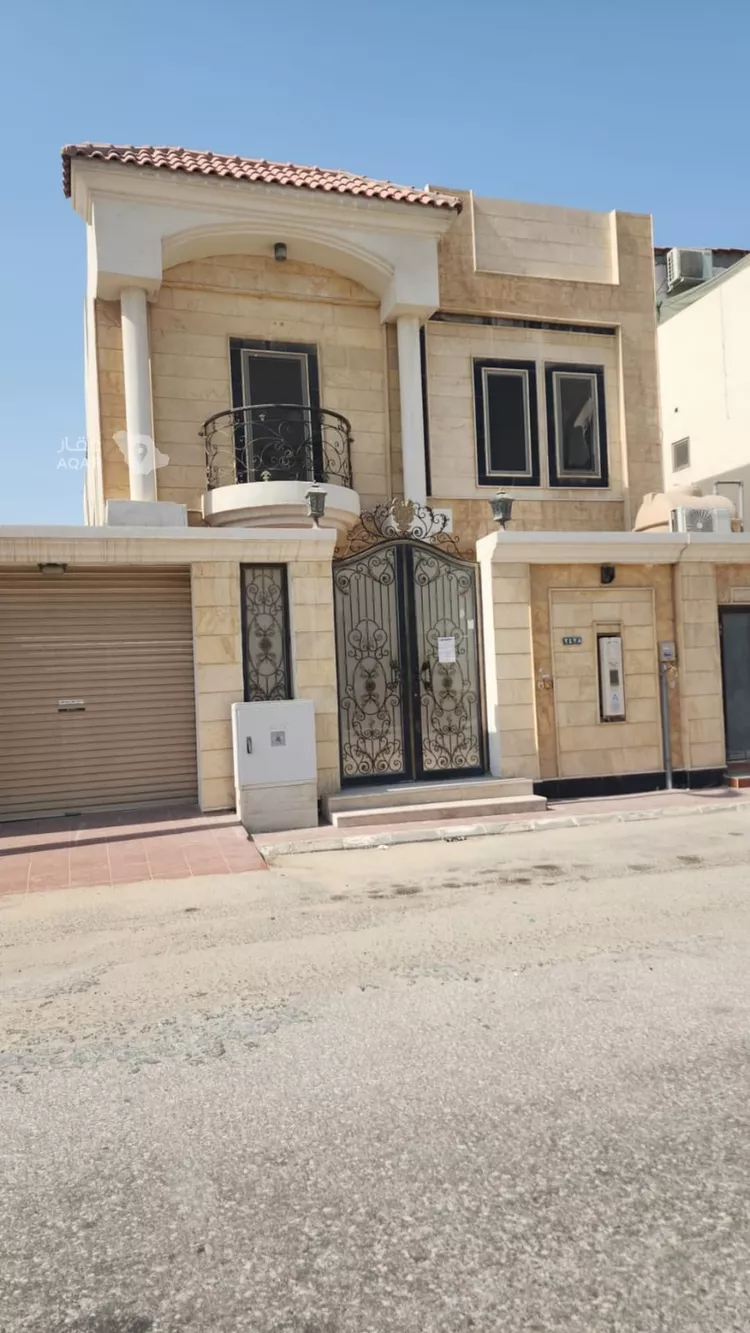 فيلا للبيع في شارع السلام, حي الشعلة, مدينة الدمام, المنطقة الشرقية