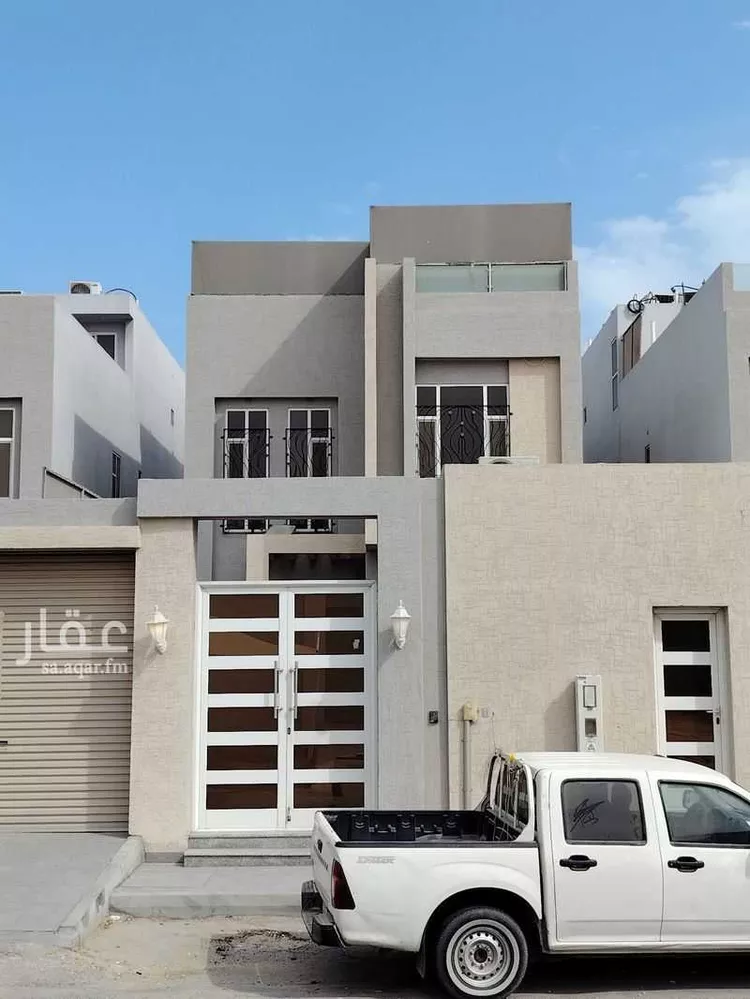 فيلا للبيع في شارع النصر, حي الشعلة, مدينة الدمام, المنطقة الشرقية