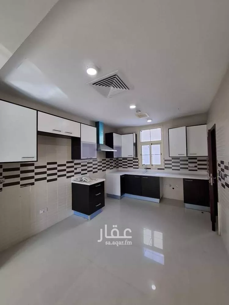 فيلا للإيجار في شارع ابن الرومي, حي النورس, مدينة الدمام, المنطقة الشرقية صورة 3