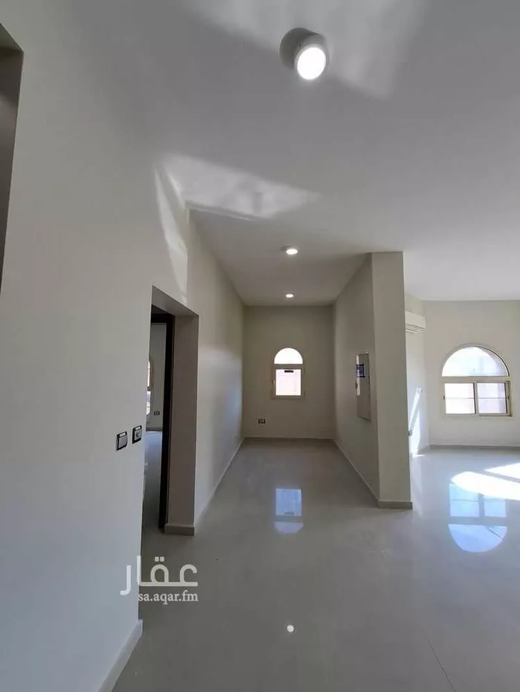 فيلا للبيع في شارع ابن الرومي, حي النورس, مدينة الدمام, المنطقة الشرقية 6