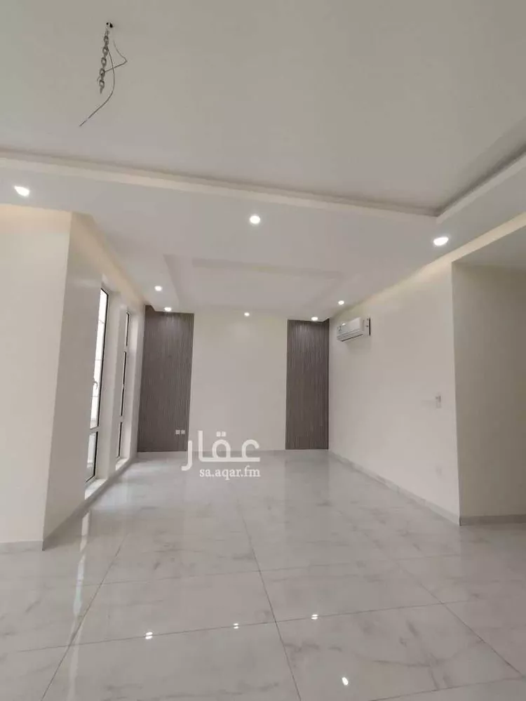 فيلا للبيع في شارع النصر, حي الشعلة, مدينة الدمام, المنطقة الشرقية صورة 2