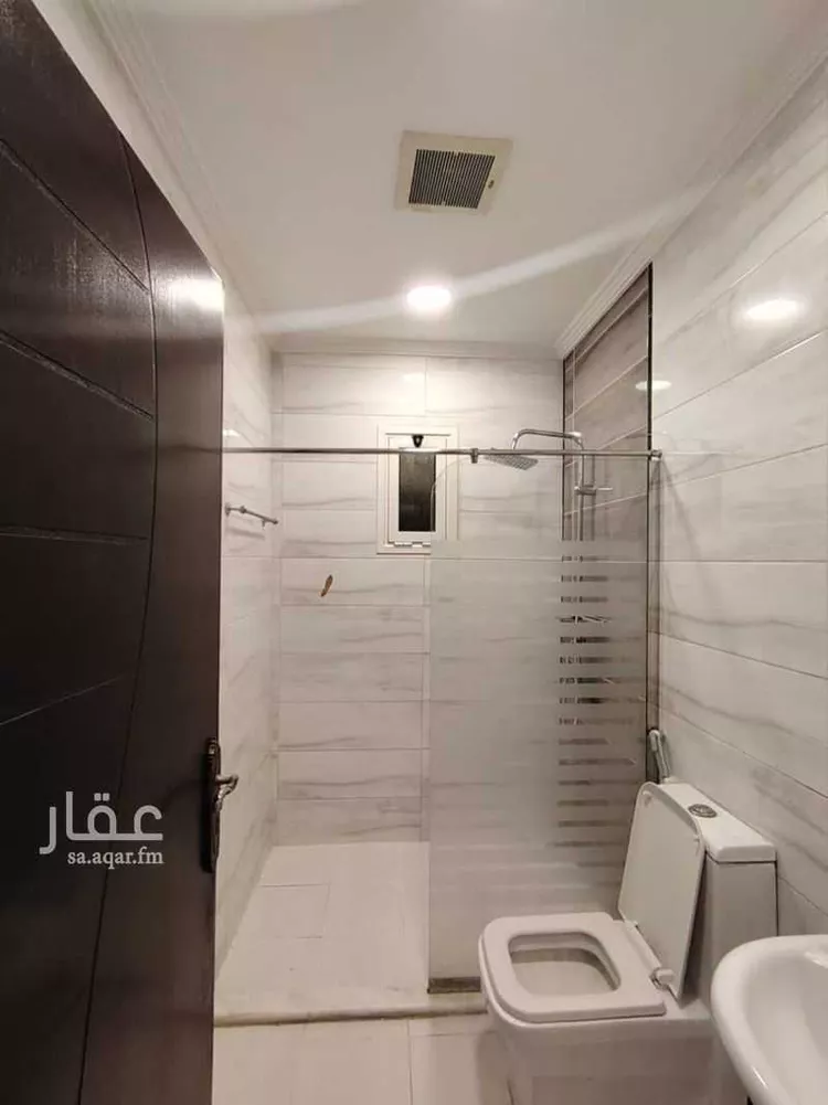 فيلا للإيجار في شارع الهديل, حي الشعلة, مدينة الدمام, المنطقة الشرقية صورة 5
