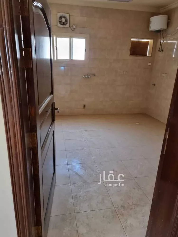 عمارة للبيع في شارع طلق ابن علي الحنفي, حي بنى حارثة, مدينة المدينة المنورة, منطقة المدينة المنورة 20