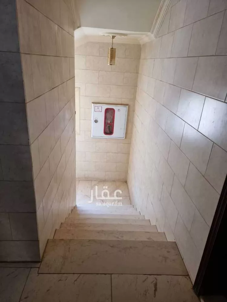 عمارة للبيع في شارع طلق ابن علي الحنفي, حي بنى حارثة, مدينة المدينة المنورة, منطقة المدينة المنورة 19