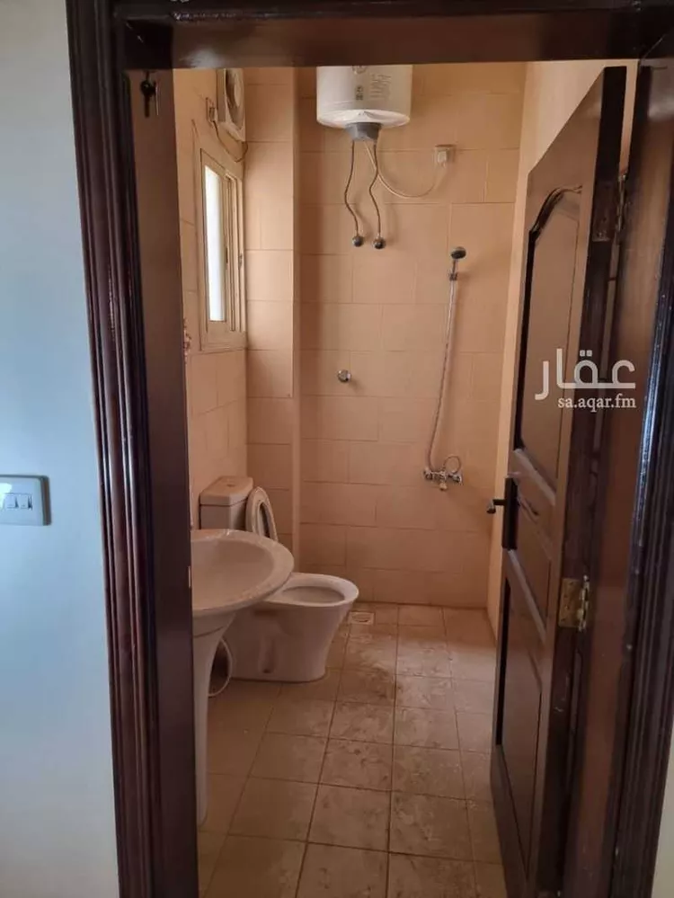 عمارة للبيع في شارع طلق ابن علي الحنفي, حي بنى حارثة, مدينة المدينة المنورة, منطقة المدينة المنورة 24