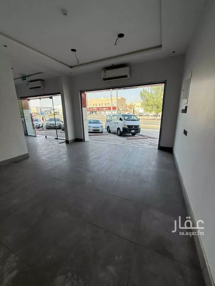 محل للإيجار في شارع الصحابة, حي اليرموك, مدينة الرياض, منطقة الرياض صورة 2