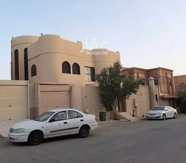 فيلا للبيع في شارع أبي الحاتم الرازي, حي الريان, مدينة عنيزه, منطقة القصيم