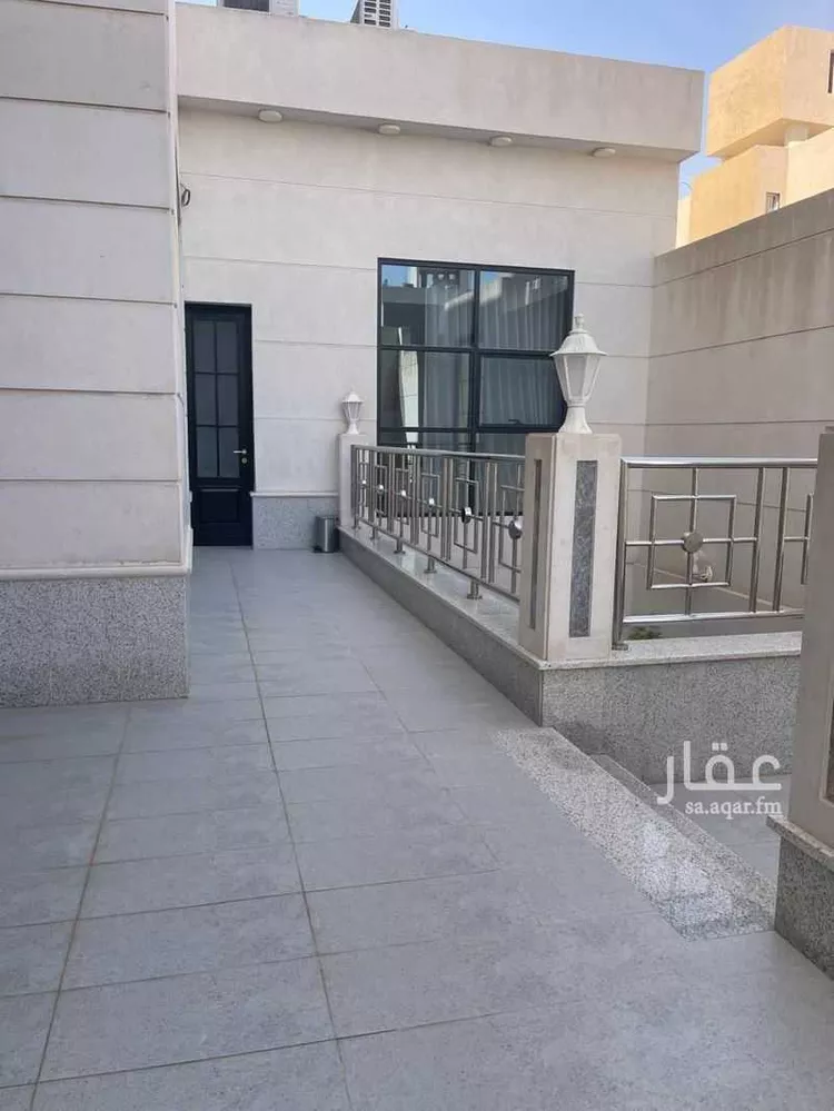 فيلا للبيع في شارع حمد إبراهيم الحقيل, حي عرقة, مدينة الرياض, منطقة الرياض صورة 2