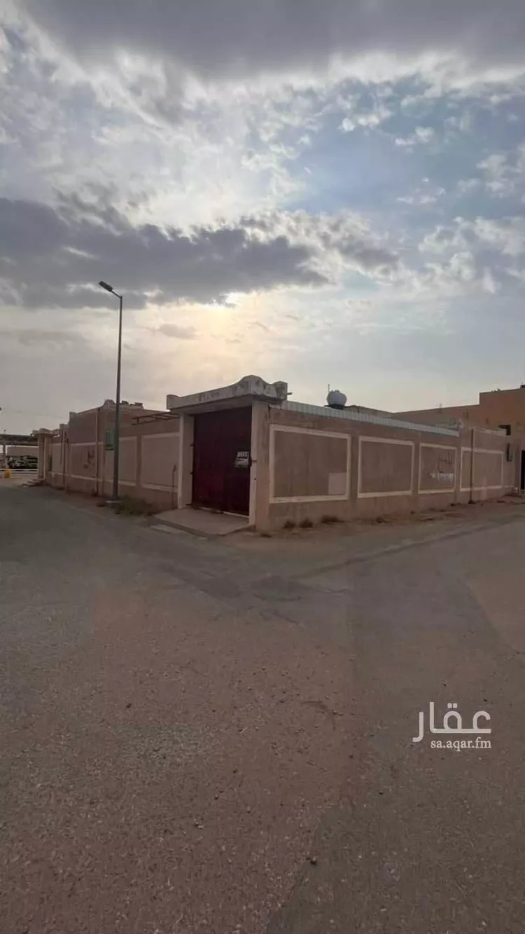 استراحة للبيع في شارع تميم بن ربيعة بن عوفي, حي الملك خالد, مدينة عنيزة, منطقة القصيم