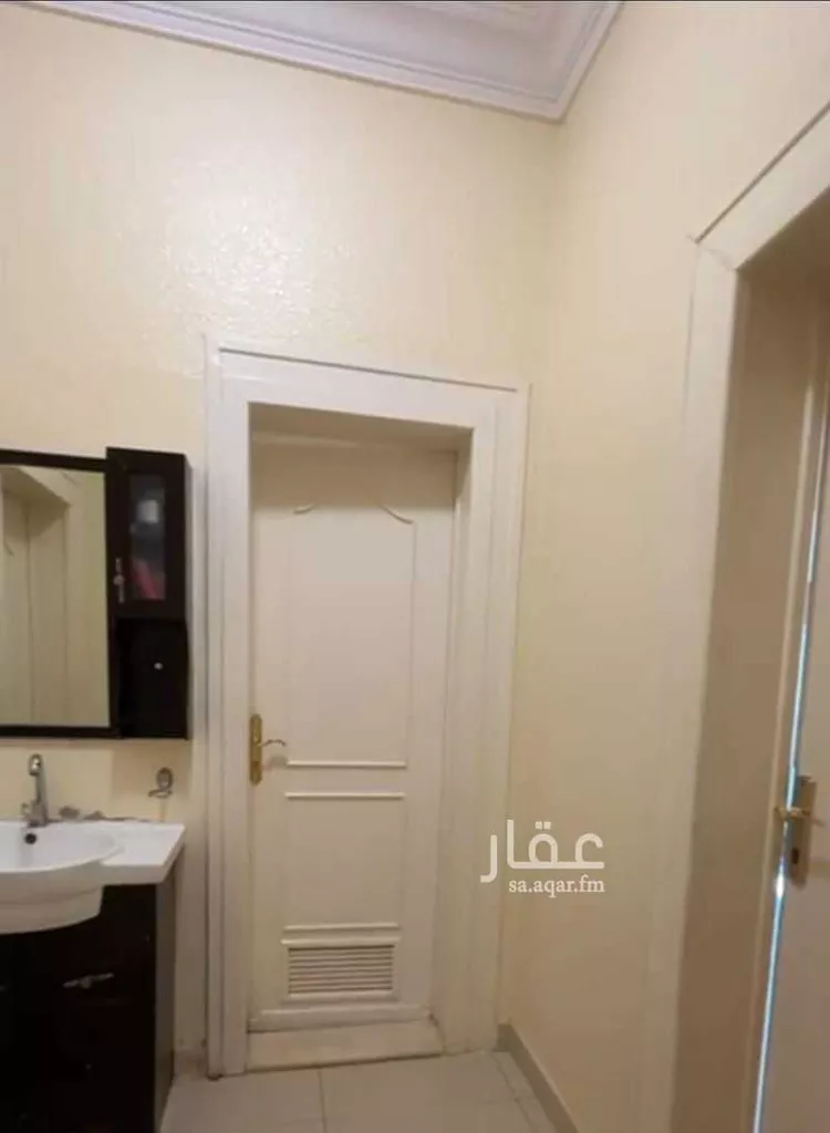 دور للبيع في شارع علي البحراني, حي الريان, مدينة عنيزة, منطقة القصيم صورة 3