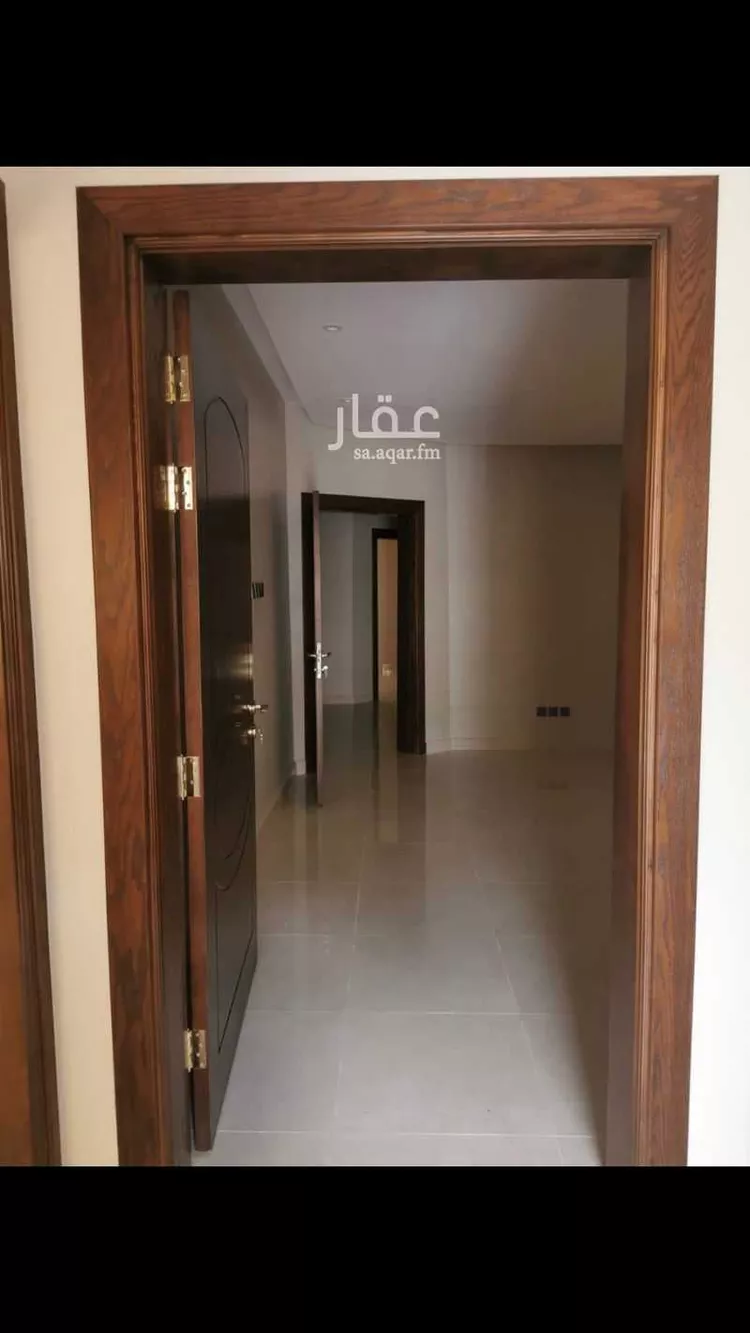 فيلا للبيع في شارع السلطان العقيلي ، حي الخالدية ، أبها ، منطقة عسير صورة 3