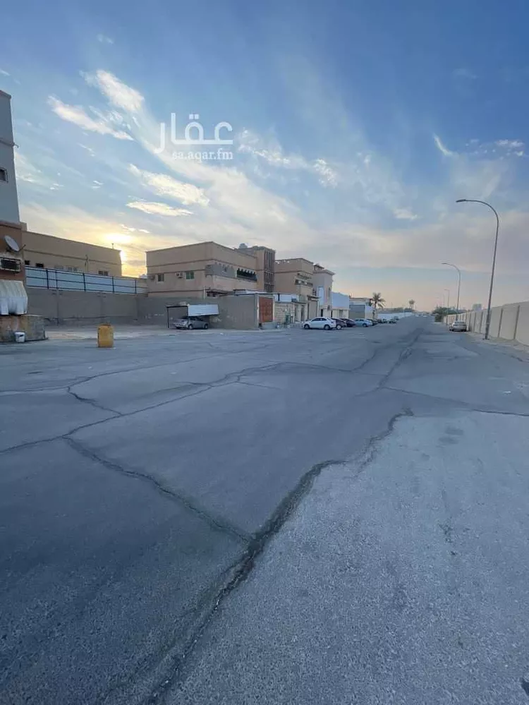 أرض للبيع في شارع بديع الزمان الهمذاني, حي الصالحية, مدينة الاحساء, المنطقة الشرقية صورة 2