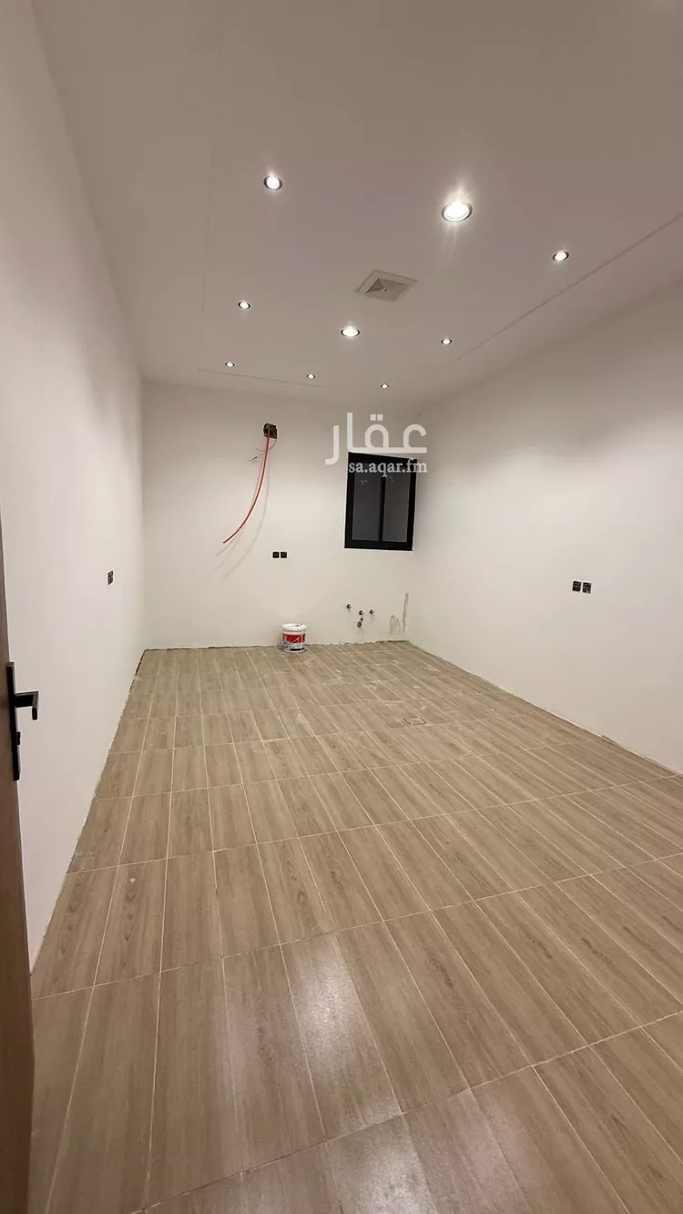 Floor for Sale in Riyadh Tuwaiq صورة 3