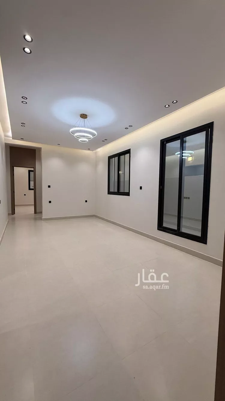 Floor for Sale in Riyadh Tuwaiq 8