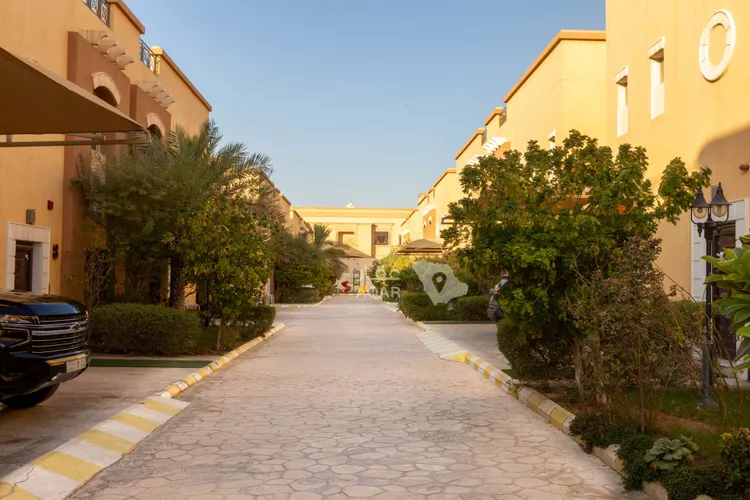 مجمع للإيجار في شارع الشيخ عبدالله المخضوب, حي الفلاح, مدينة الرياض, منطقة الرياض 19