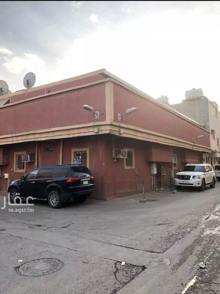 عمارة للبيع في شارع ثابت بن حزم ، حي أم الحمام الشرقي ، الرياض ، منطقة الرياض