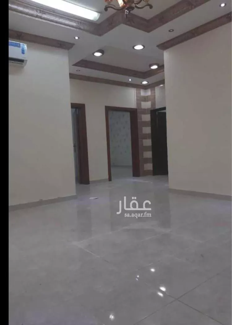 عمارة للبيع في حي طيبة, مدينة رياض الخبراء, منطقة القصيم