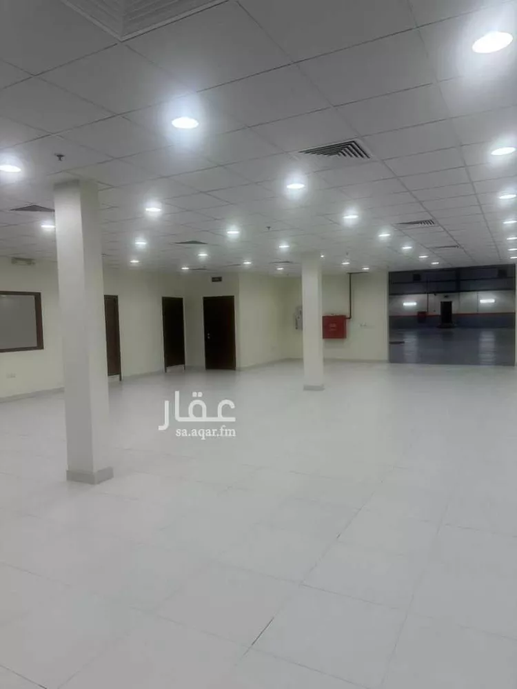 محل للبيع في شارع طريق الملك عبدالعزيز, حي الروضة, مدينة بريدة, منطقة القصيم صورة 3