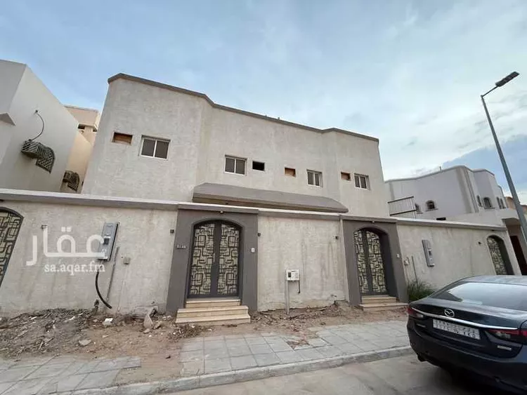 فيلا للبيع في شارع أبو اسحاق الشيرازي, حي الإسكان, مدينة بريدة, منطقة القصيم صورة 2