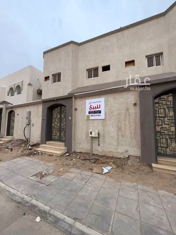 فيلا للبيع في شارع أبو اسحاق الشيرازي, حي الإسكان, مدينة بريدة, منطقة القصيم